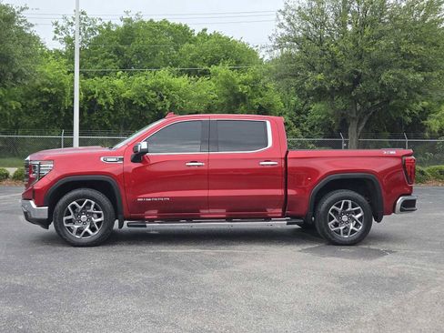 Certified 2023 GMC Sierra 1500 SLT w/ SLT Premium Plus Package AWD/4WD image 4