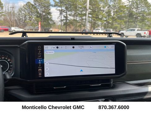 Used 2025 Jeep Gladiator Mojave w/ Steel Bumper Group image 16