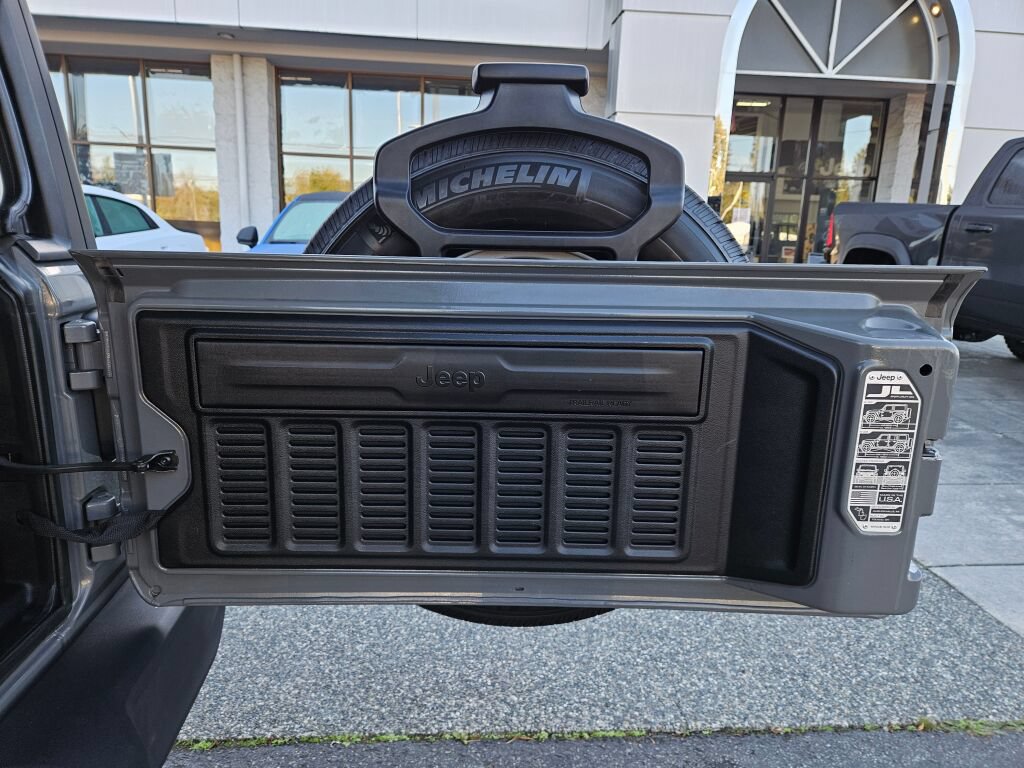 Used 2020 Jeep Wrangler Unlimited Sport S AWD/4WD image 14