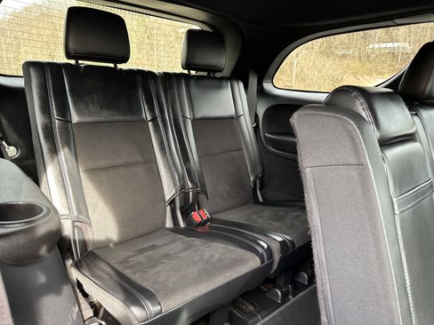 Used 2019 Dodge Durango GT image 30