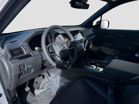 New 2026 Honda Ridgeline Black Edition image 9