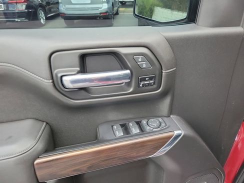 Used 2020 GMC Sierra 1500 SLT AWD/4WD image 15