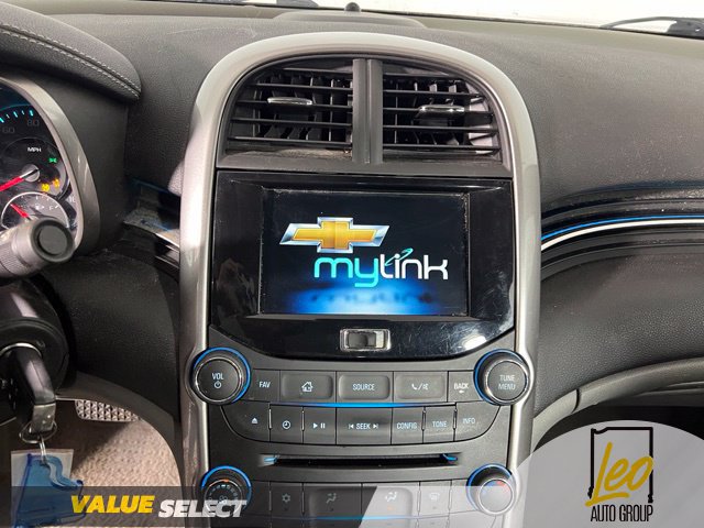 Used 2015 Chevrolet Malibu LT w/ Power Convenience Package FWD image 9