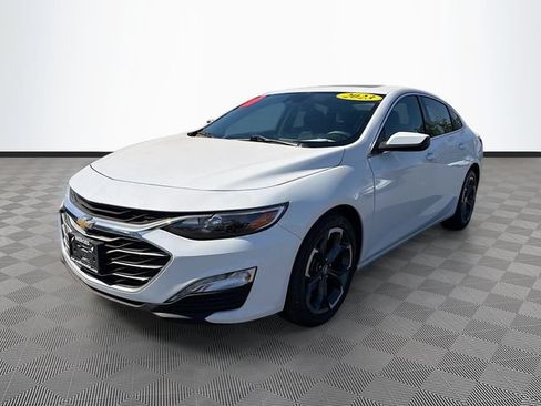 Used 2023 Chevrolet Malibu LT FWD image 3