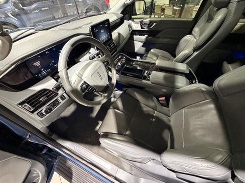 Used 2020 Lincoln Navigator Reserve w/ Luxury Package AWD/4WD image 20
