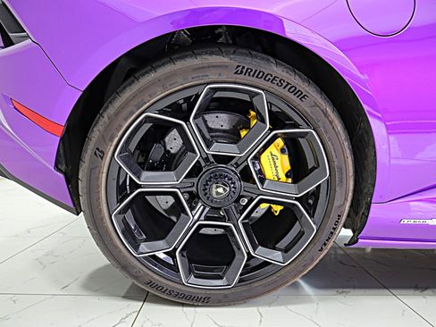 Used 2024 Lamborghini Huracan Tecnica RWD image 44