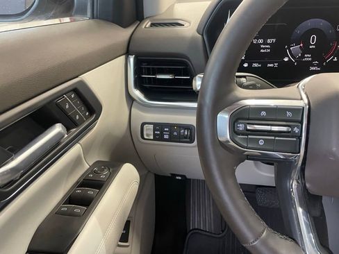 Used 2026 GMC Terrain Denali w/ LPO, Black Badging Package AWD/4WD image 14