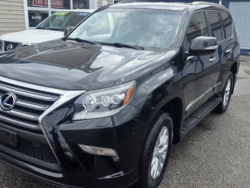 Used 2018 Lexus GX 460 Premium w/ Premium Package AWD/4WD image 5