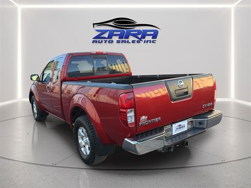 Used 2012 Nissan Frontier SV image 5