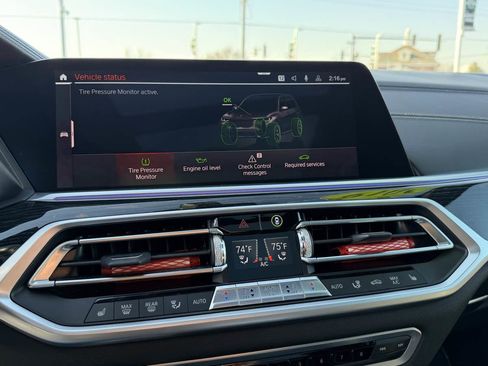 Used 2019 BMW X7 xDrive50i w/ Dynamic Handling Package AWD/4WD image 53