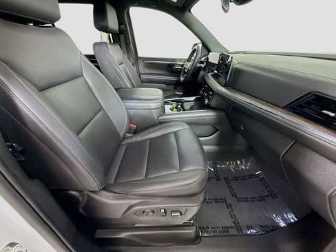 Used 2025 Chevrolet Tahoe LT image 29