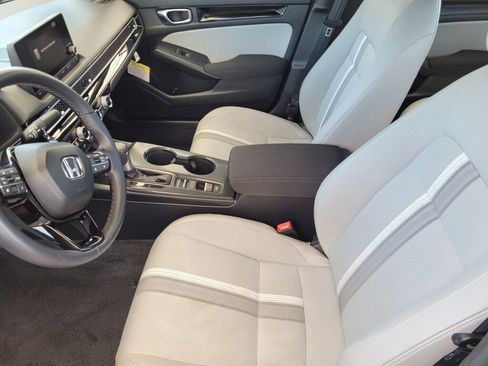 Certified 2025 Honda Civic Sport image 12
