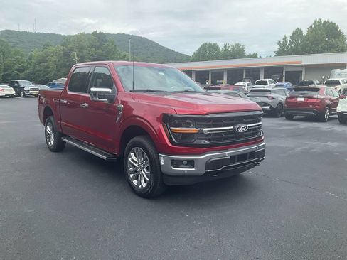 New 2026 Ford F150 XLT w/ Equipment Group 302A MID AWD/4WD image 3