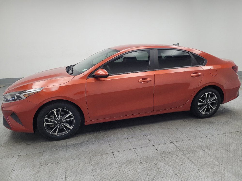 Used 2023 Kia Forte LXS FWD image 2