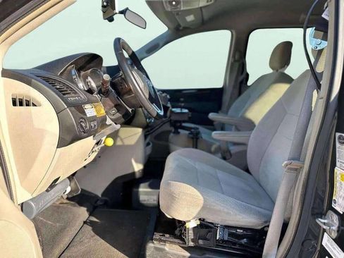 Used 2012 Dodge Grand Caravan Crew w/ Crew Value Pkg image 28