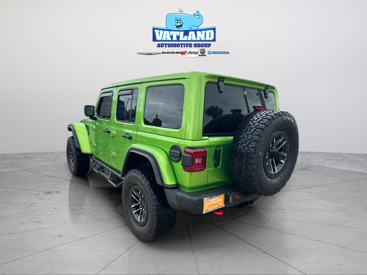 Certified 2025 Jeep Wrangler Unlimited Rubicon AWD/4WD image 3
