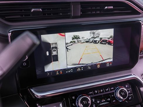 Used 2025 GMC Sierra 2500 Denali Ultimate image 20