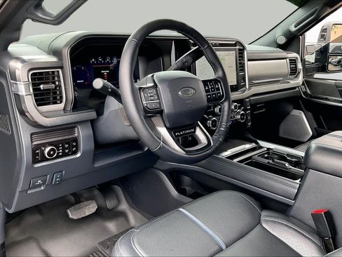 Used 2025 Ford F250 Platinum w/ Tremor Off-Road Package AWD/4WD image 16