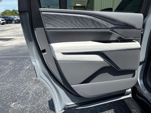 New 2026 Cadillac Escalade IQ Luxury 1 image 13