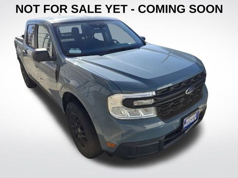 Used 2022 Ford Maverick XL image 1