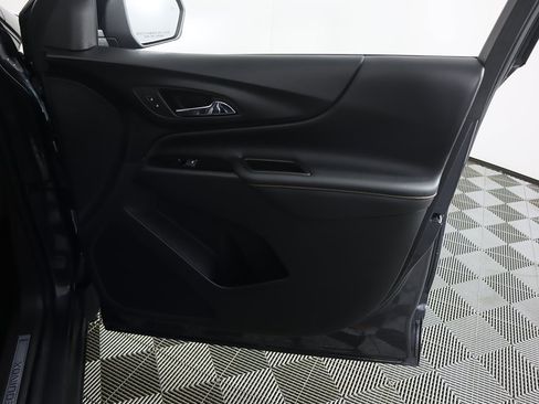 Used 2022 Chevrolet Equinox Premier image 22
