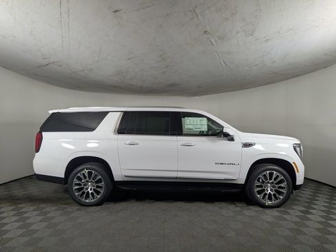 New 2026 GMC Yukon XL Denali w/ LPO, Floor Liner Package image 6