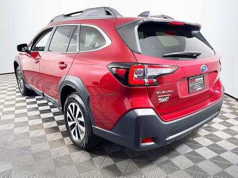 Used 2025 Subaru Outback Premium image 5