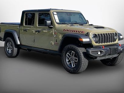 Certified 2025 Jeep Gladiator Mojave w/ Convenience Group