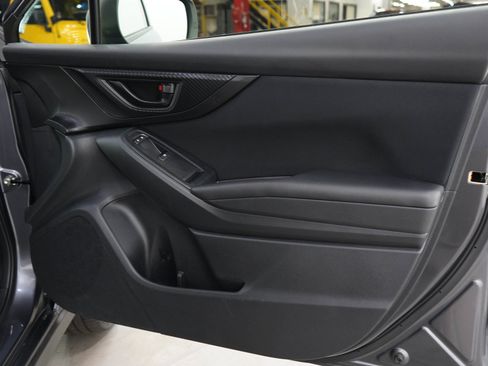 Used 2023 Subaru Crosstrek 2.0i AWD/4WD image 9