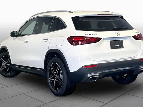 New 2026 Mercedes-Benz GLA 250 4MATIC image 3