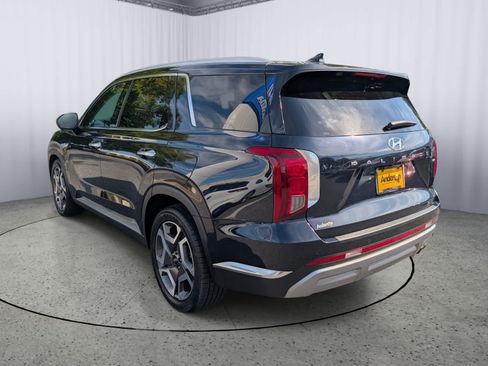 Used 2023 Hyundai Palisade Limited w/ Cargo Package AWD/4WD image 5