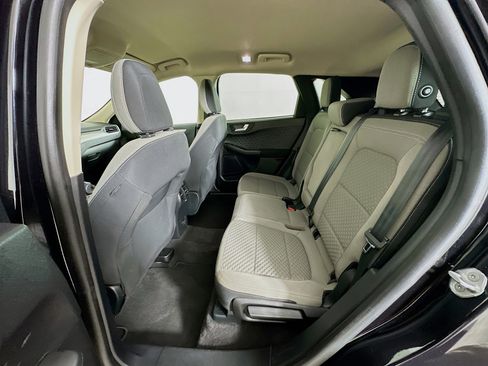 Used 2020 Ford Escape SE image 26