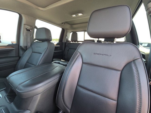 Used 2024 GMC Sierra 1500 Denali AWD/4WD image 23