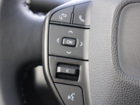 Used 2024 Toyota Prius LE image 22