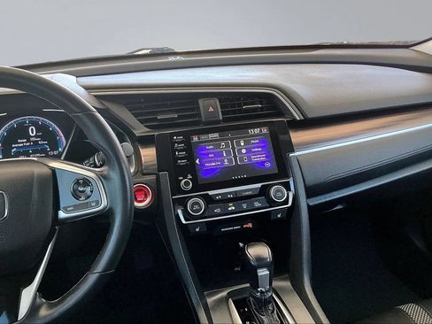 Used 2019 Honda Civic EX image 9