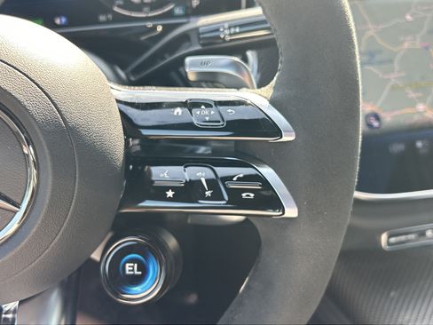 New 2026 Mercedes-Benz E 53 AMG e 4MATIC Sedan image 27