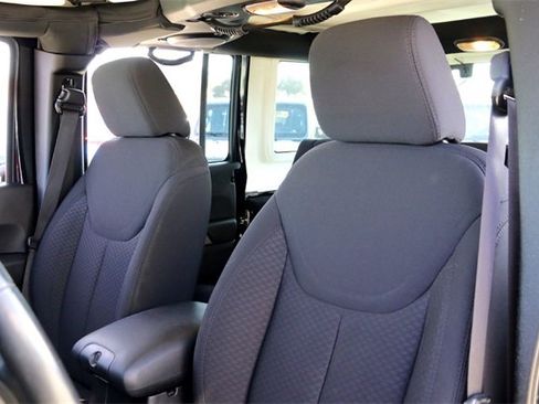 Used 2013 Jeep Wrangler Unlimited Sport w/ Connectivity Group image 11