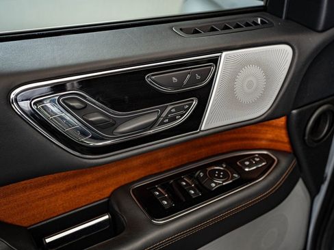 Used 2023 Lincoln Navigator Black Label AWD/4WD image 24