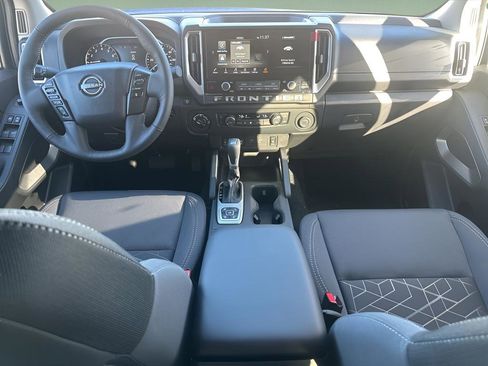 New 2026 Nissan Frontier SV w/ SV Convenience Package image 9