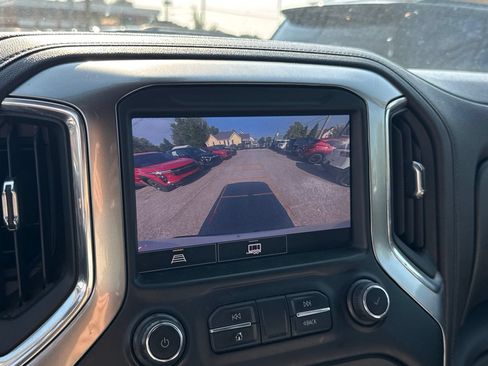 Used 2022 Chevrolet Silverado 1500 LT Trail Boss w/ Convenience Package II AWD/4WD image 19
