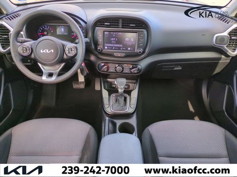 Certified 2022 Kia Soul LX image 13
