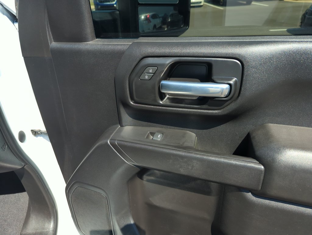 Used 2020 Chevrolet Silverado 2500 Custom w/ Custom Value Package AWD/4WD image 32