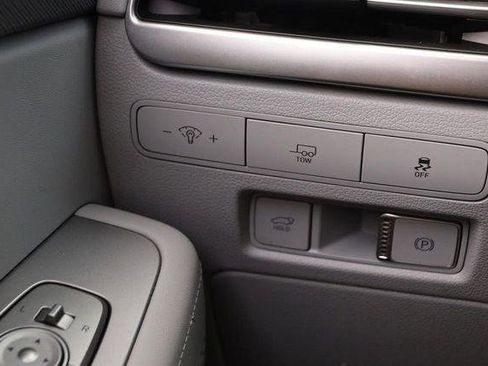 Used 2025 Hyundai Palisade SEL image 21