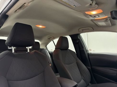 Used 2020 Toyota Corolla LE image 28
