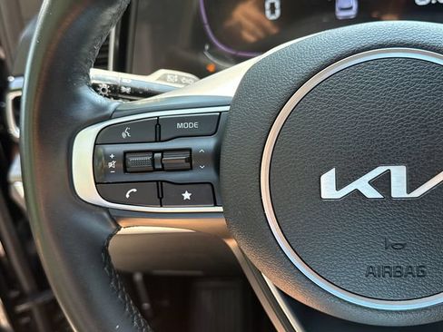 Used 2023 Kia Sportage X-Line w/ X-Line Premium Package AWD/4WD image 12
