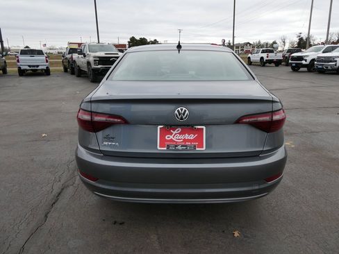 Used 2021 Volkswagen Jetta S image 6