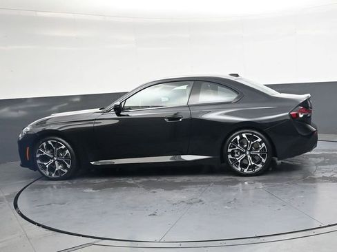 Used 2025 BMW 230i Coupe w/ Premium Package RWD image 7