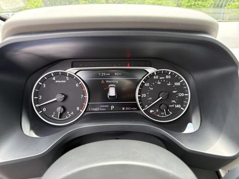 Used 2021 Nissan Rogue SL FWD image 29