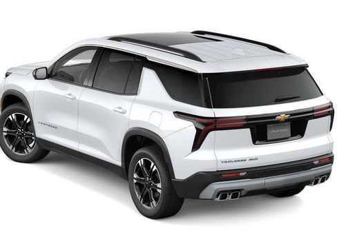 New 2027 Chevrolet Traverse LT AWD/4WD image 4