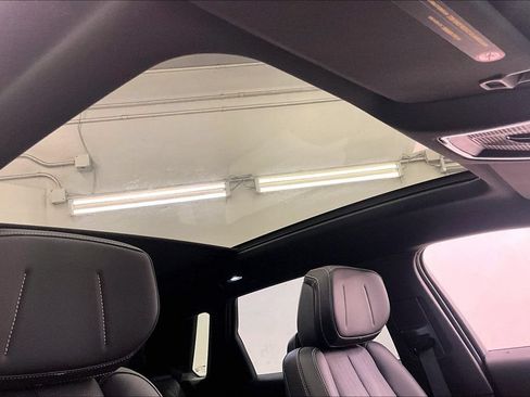 Used 2024 Cadillac Lyriq Luxury RWD image 28